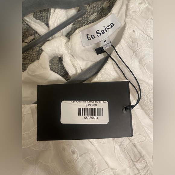 NWT En Saison cut out mini dress with puff sleeves - Picture 4 of 8
